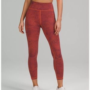 Invigorate HR 25" Size 8